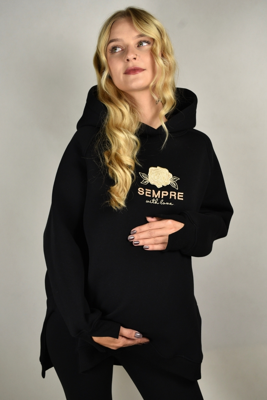 Czarna bluza z kapturem z różą